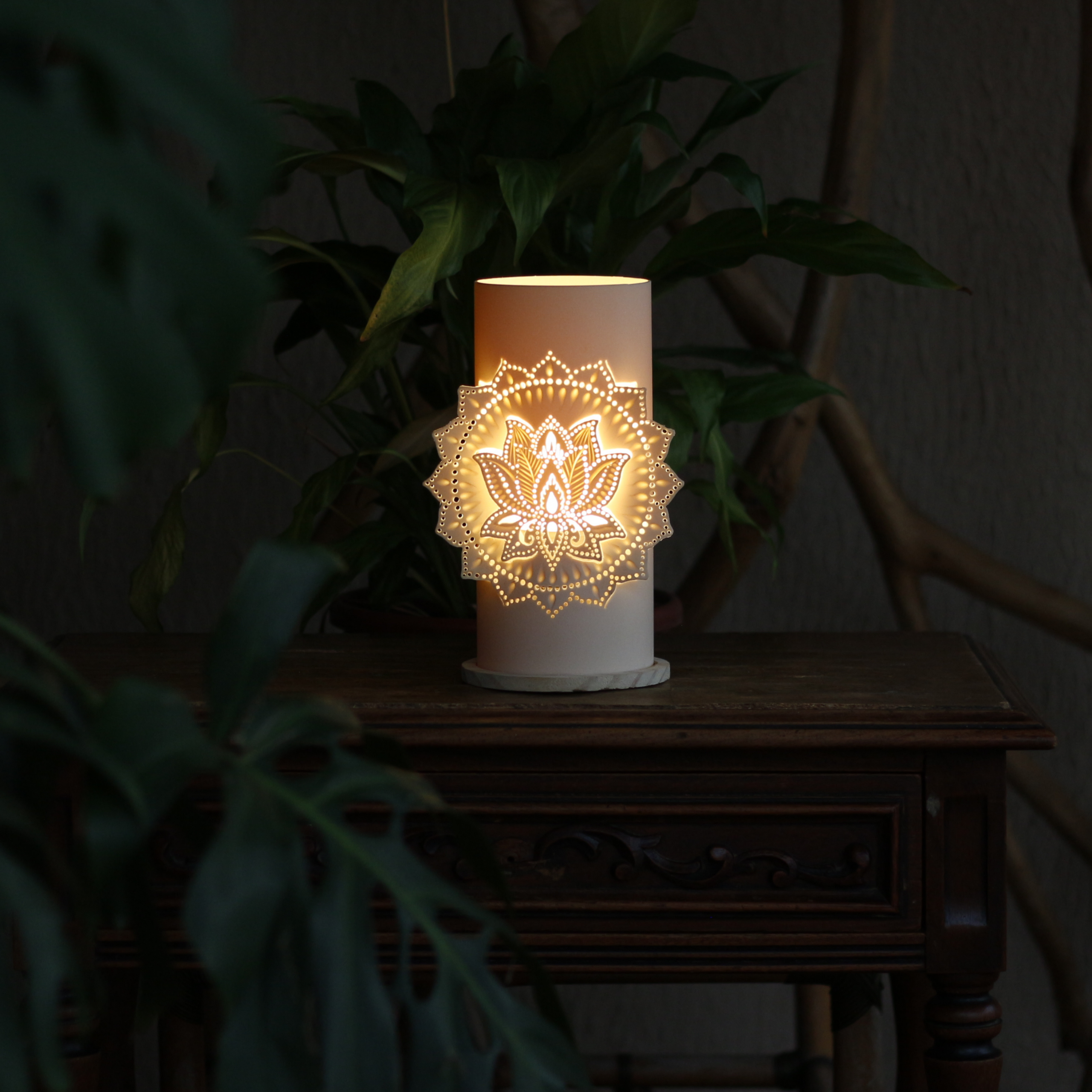 LOTUS COM MANDALA - LUMINÁRIA - Imagem 5